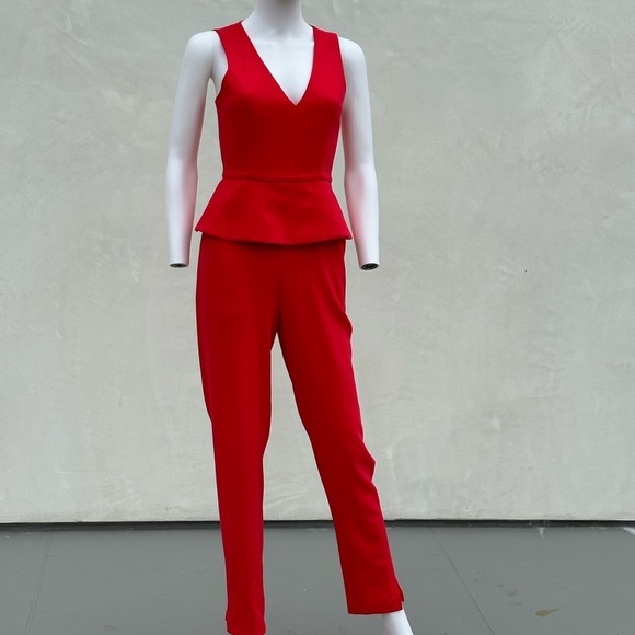 BCBG MaxAzria Cerys Peplum Jumpsuit lipstick red, V Neck Sleeveless Size  0 NWT - Picture 4 of 12